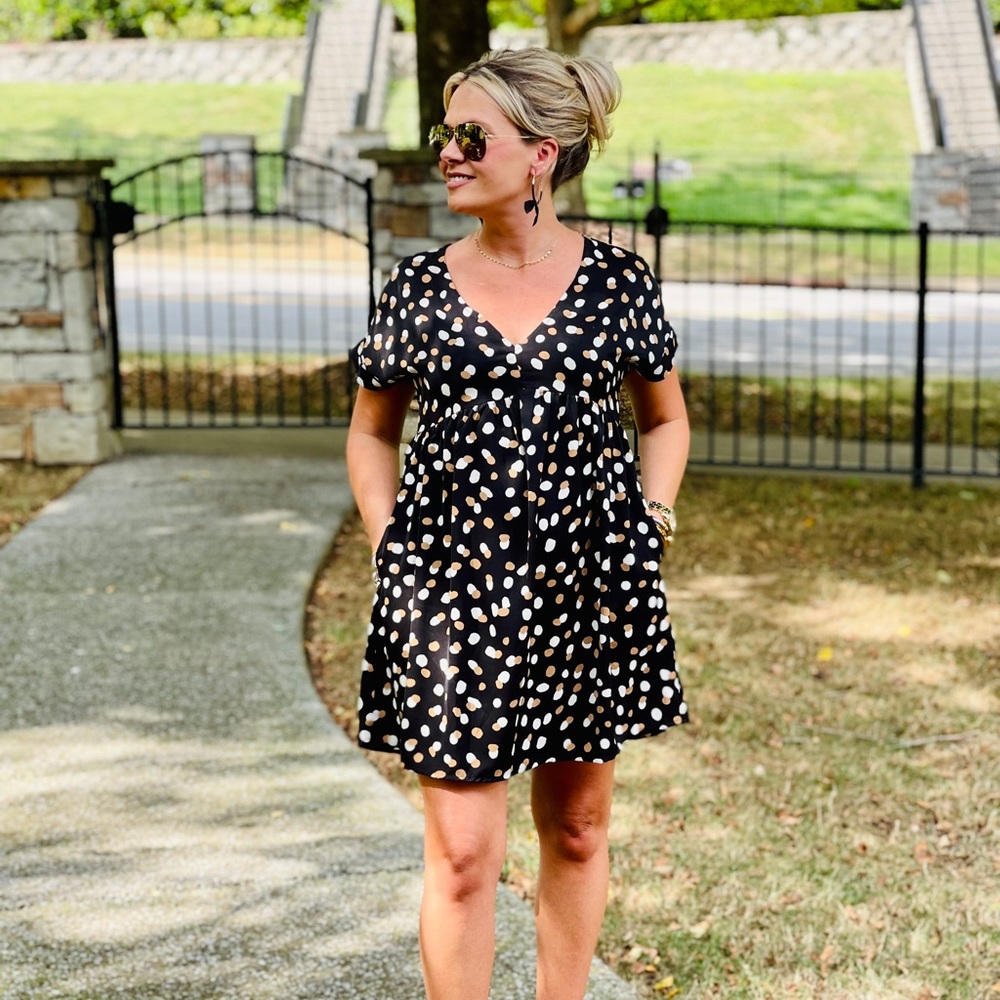 Dotted dress can be maternity